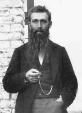 Jean Vincent (1851-1932), eerste Directeur van het Koninklijk Meteorologisch Instituut van België van 1913 tot en met 1919, bij de stichting in 1913.